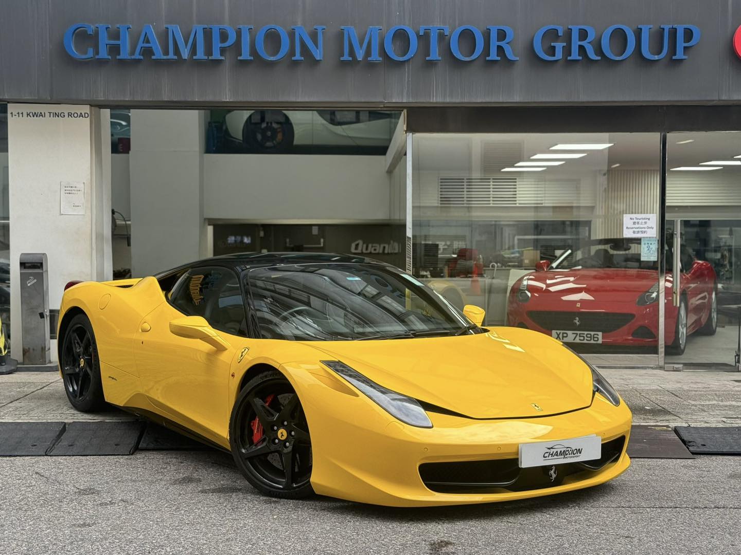 FERRARI 458 Italia