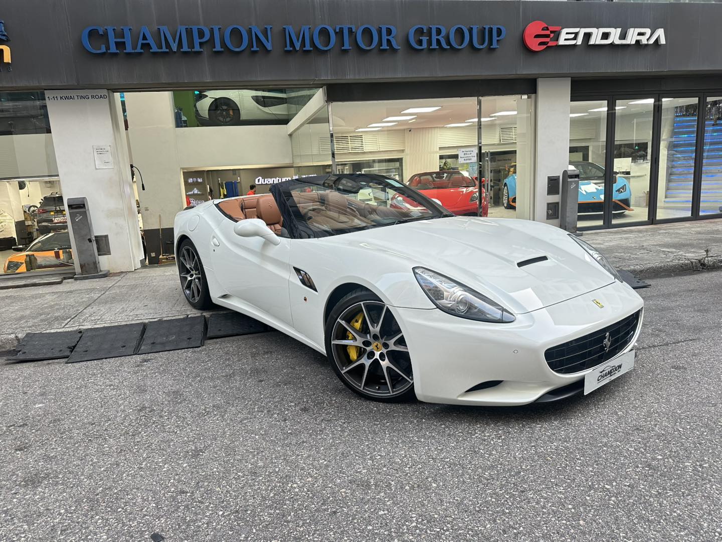 FERRARI CALIFORNIA